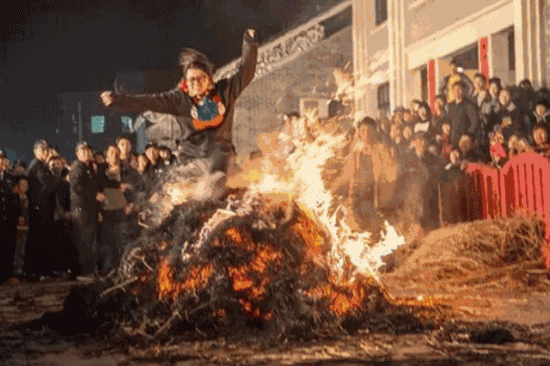 98b0075dc6a3554467f091ff330ba7c9.gif