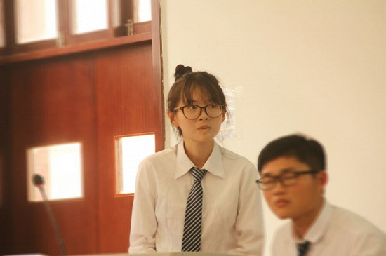 梁湛琳.jpg