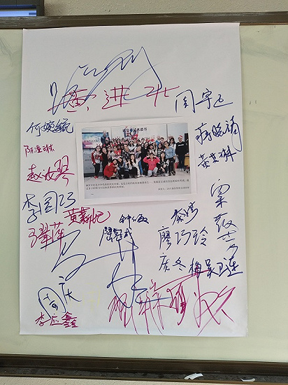 1514870361191104.jpg