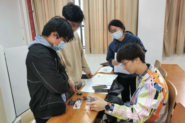 161104222248136962.jpg