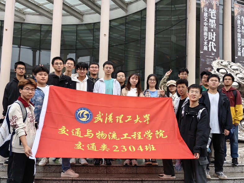 https://img01.fs.yiban.cn/pic/68978020/mobile/thumb/mobile/custom/e18ca164-935b-4d9a-905c-80236304f04c