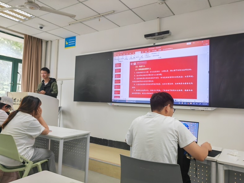 https://img01.fs.yiban.cn/pic/72892524/mobile/thumb/mobile/custom/9c417cba-7464-4719-b376-e02dd9cc3465