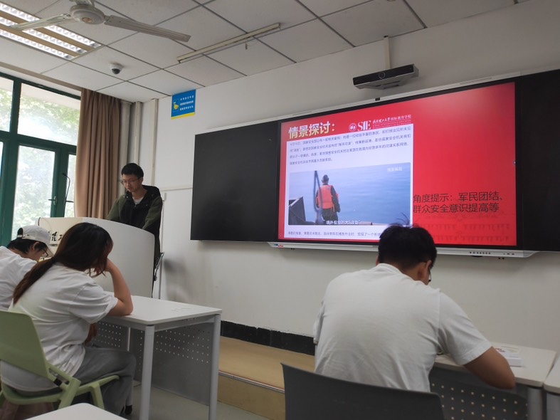 https://img01.fs.yiban.cn/pic/72892524/mobile/thumb/mobile/custom/c8b24a3c-21bf-43cd-9bdd-96d31ffb27d9