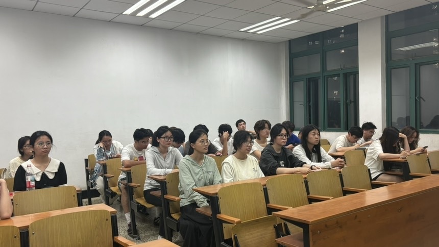 https://img01.fs.yiban.cn/pic/78881416/mobile/thumb/mobile/custom/8a8cf17a-8c34-4bb5-a7c9-83622e9c7d2a