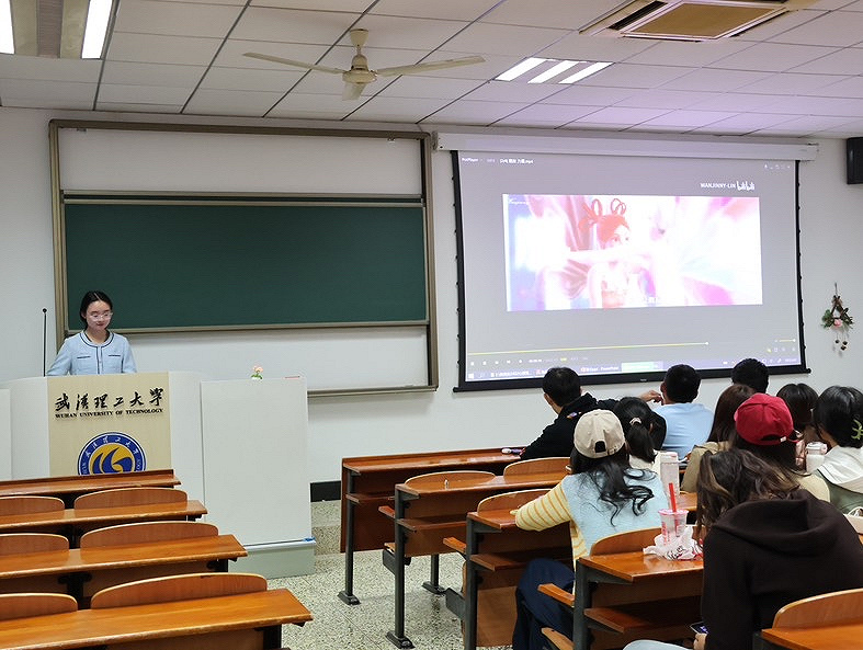 https://img01.fs.yiban.cn/pic/81422464/mobile/thumb/mobile/custom/3df90a19-0793-484e-907c-c5c5f4d425f5